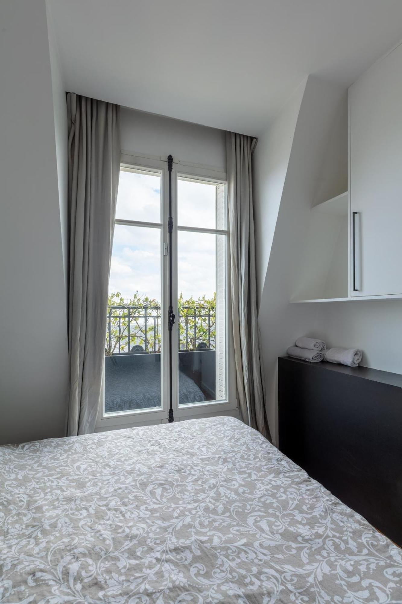 Apartment Fancy - Champs Elysees *